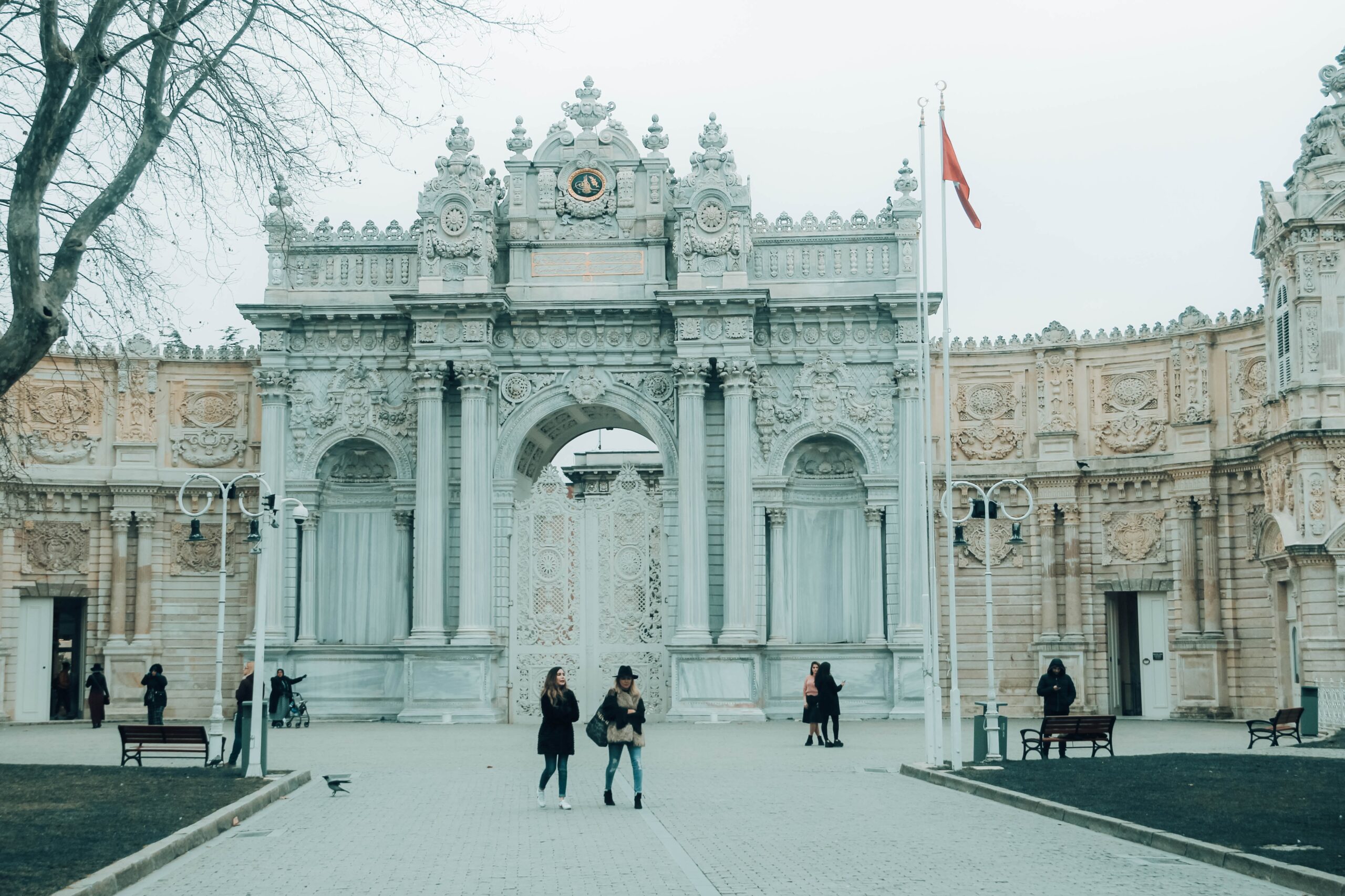 Thumbnail for Top 10 Dolmabahçe Palace Tips – Best of Istanbul Advice